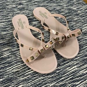 NIB VALENTINO Rockstud PVC Sandals AUTHENTIC